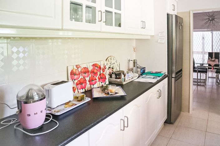 Image No.8-3 Bed Property for sale