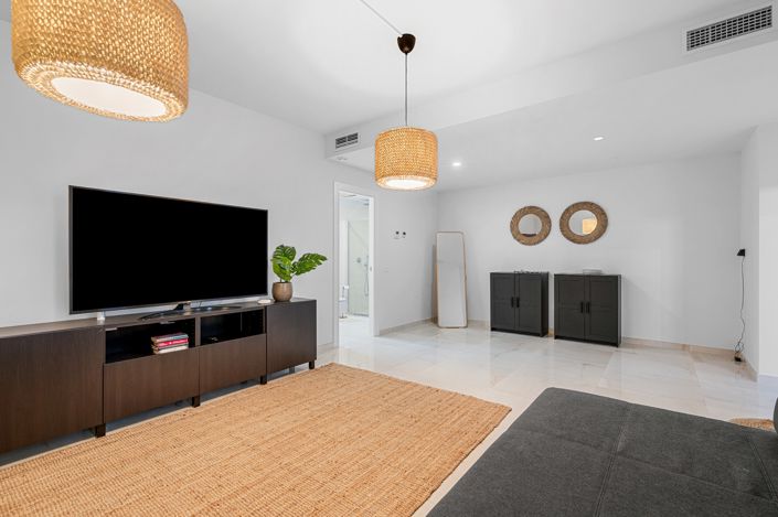 Image No.31-4 Bed Villa for sale