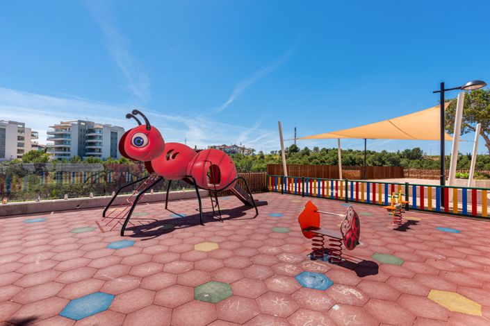 Image No.39-3 Bed Apartment for sale