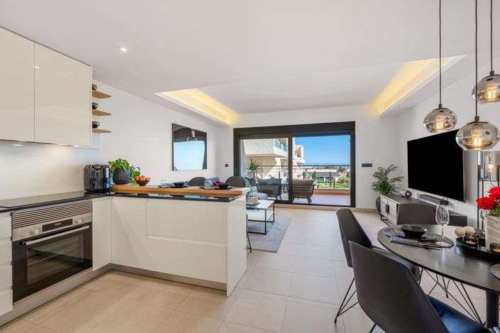 Image No.12-3 Bed Apartment for sale