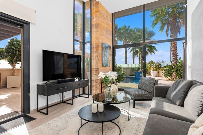 Image No.16-5 Bed Villa for sale