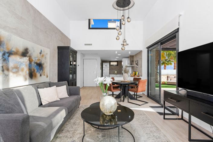 Image No.17-5 Bed Villa for sale