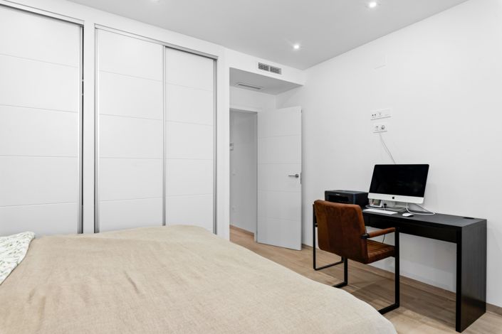 Image No.33-5 Bed Villa for sale