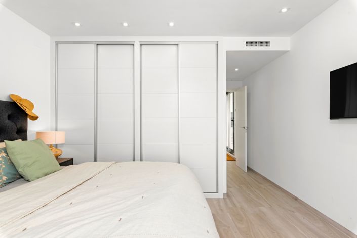 Image No.36-5 Bed Villa for sale