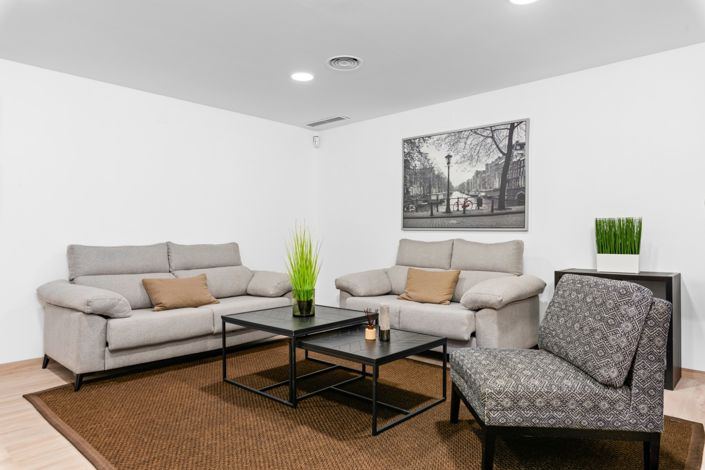 Image No.45-5 Bed Villa for sale