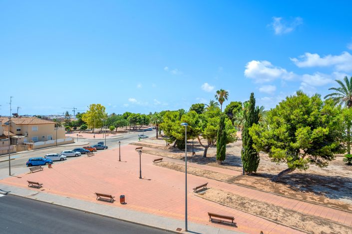 Image No.39-3 Bed Apartment for sale