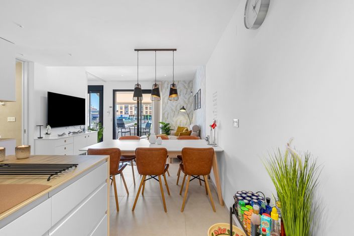 Image No.8-3 Bed Apartment for sale