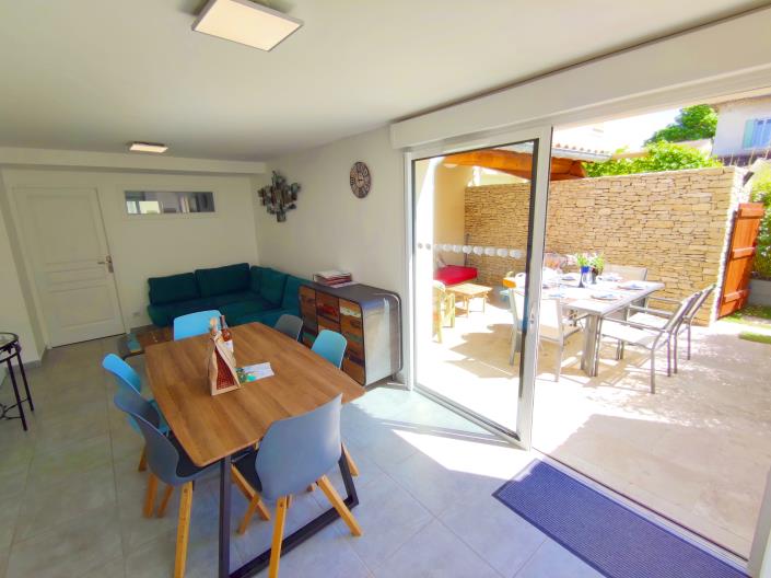 Image No.34-12 Bed Property for sale