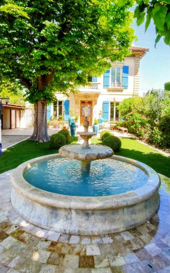 Image No.50-12 Bed Property for sale