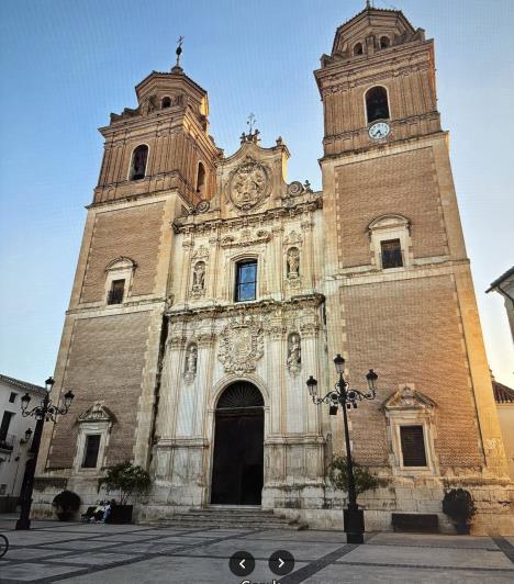 Image No.15-4 Bed Plot for sale