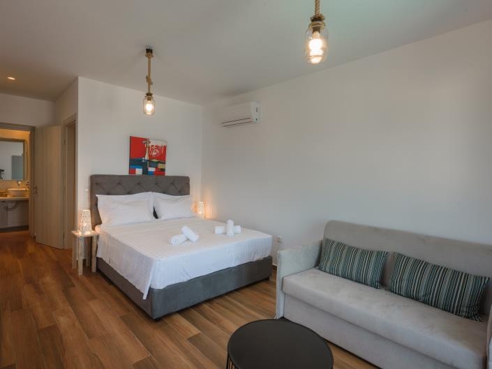 Image No.17-4 Bed Villa for sale