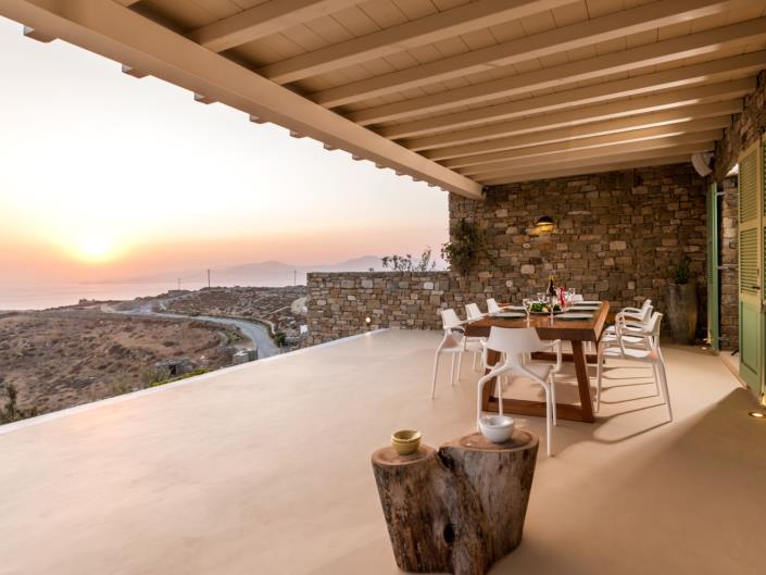 Image No.1-4 Bed Villa for sale