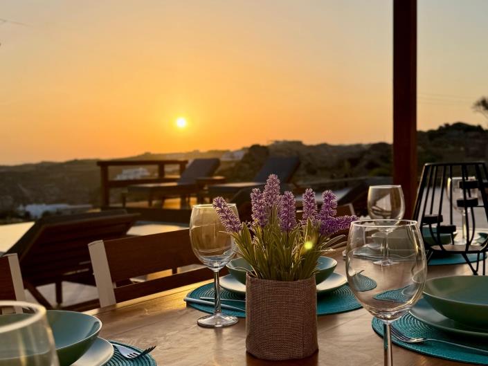 Image No.26-3 Bed Villa for sale