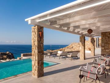 CM_MYKONOS_ELIA1_039--Custom-