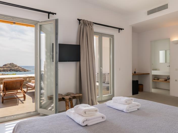 Image No.9-7 Bed Villa for sale