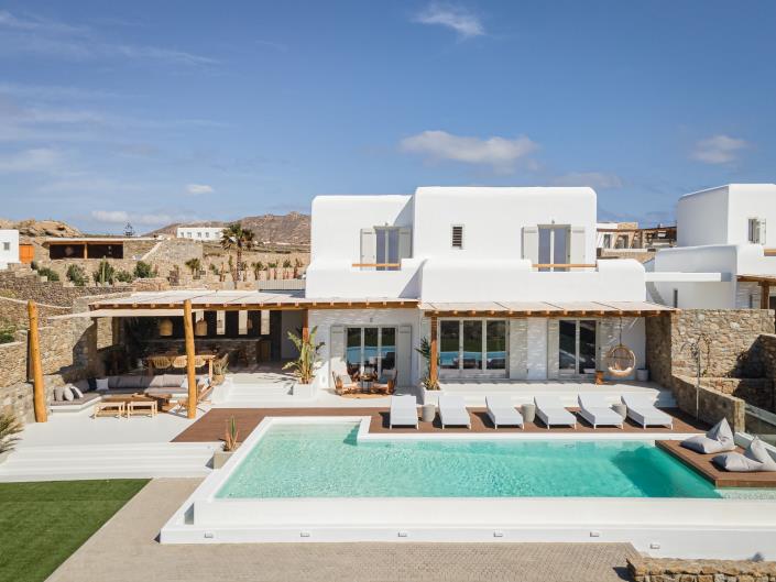 Image No.1-4 Bed Villa for sale