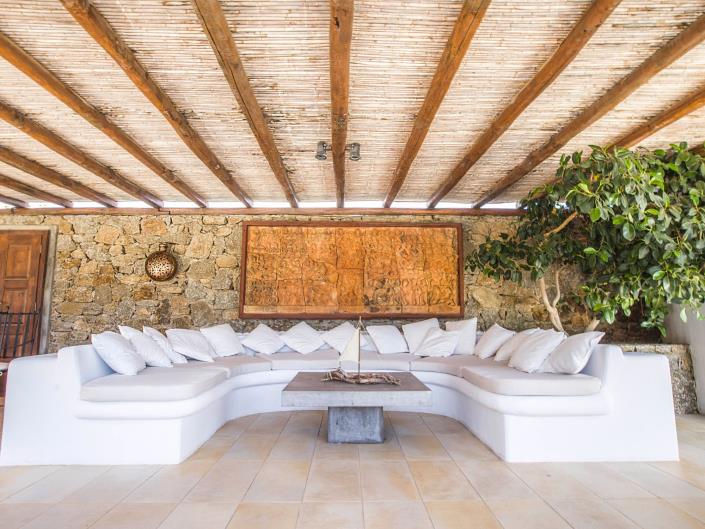 Image No.6-8 Bed Villa for sale