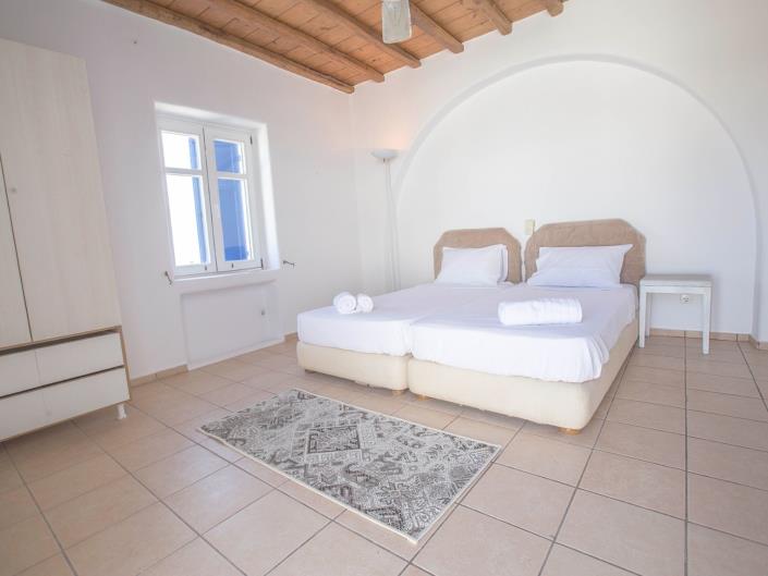 Image No.17-8 Bed Villa for sale