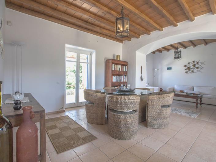 Image No.8-8 Bed Villa for sale