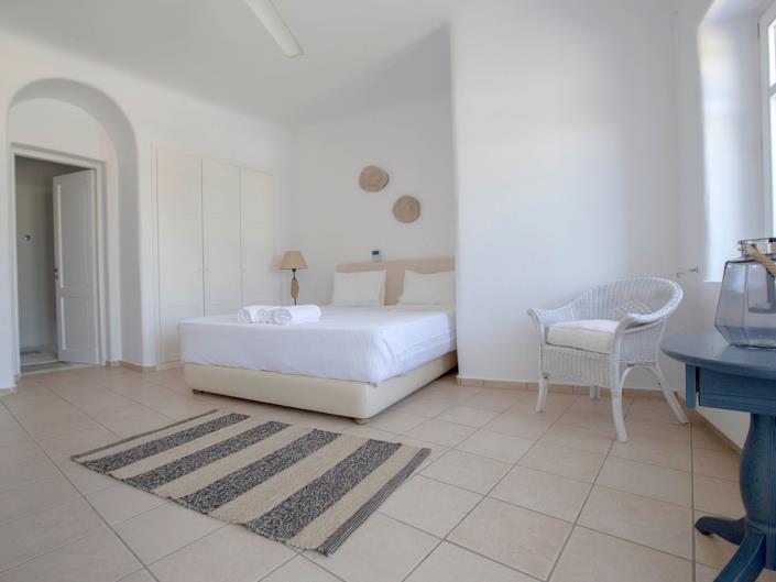 Image No.19-8 Bed Villa for sale