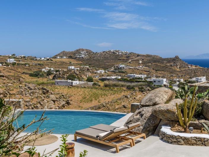 Image No.2-5 Bed Villa for sale