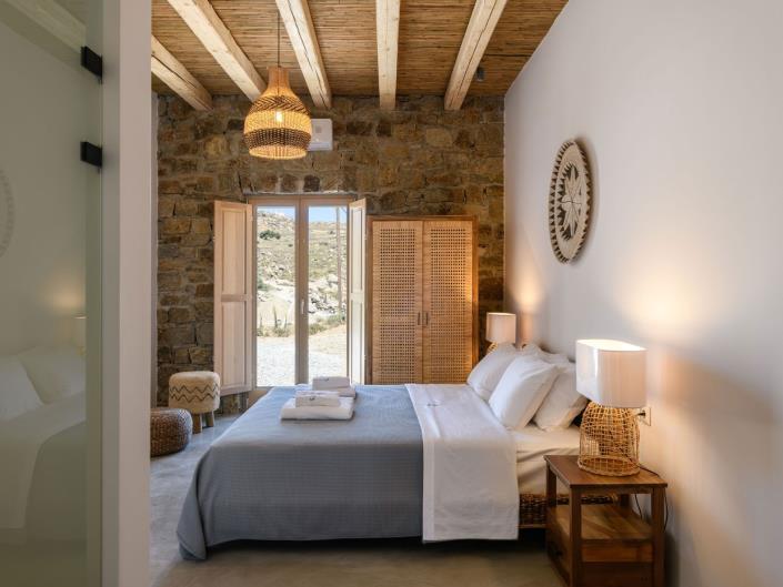 Image No.10-5 Bed Villa for sale