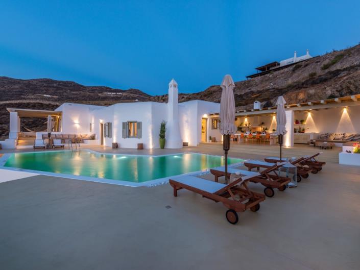 Image No.38-8 Bed Villa for sale