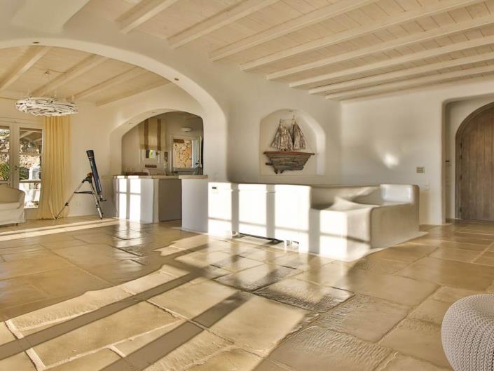 Image No.8-6 Bed Villa for sale