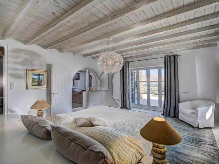 Image No.11-6 Bed Villa for sale