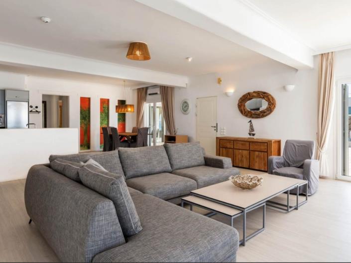 Image No.8-6 Bed Villa for sale