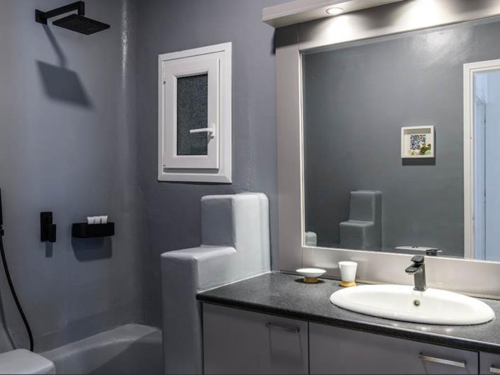 Image No.28-6 Bed Villa for sale