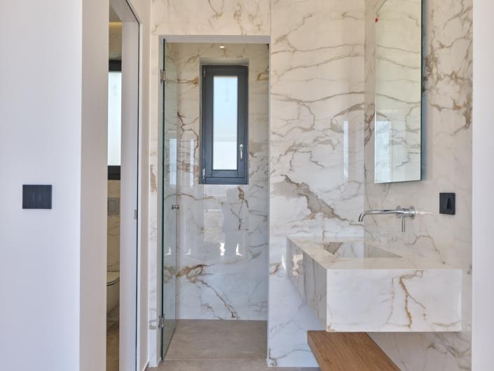 Image No.13-6 Bed Villa for sale