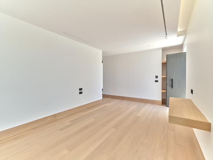 Image No.16-6 Bed Villa for sale