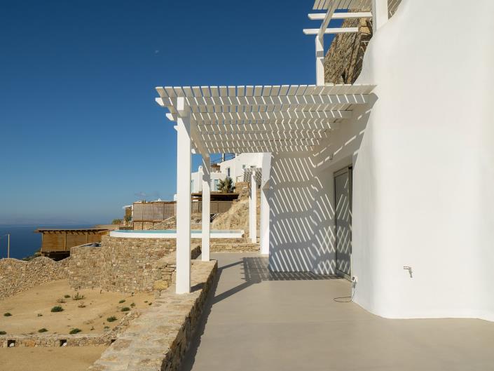 Image No.2-8 Bed Villa for sale