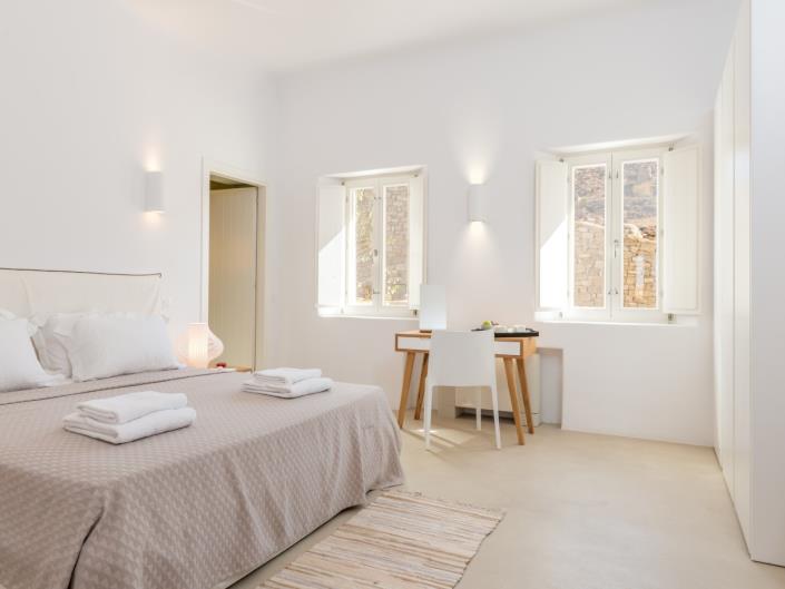 Image No.14-8 Bed Villa for sale