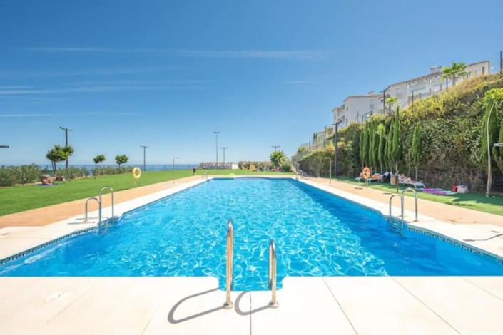 Image No.1-2 Bed Apartment for sale