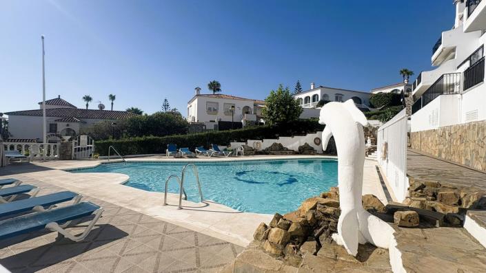 Image No.14-2 Bed Apartment for sale