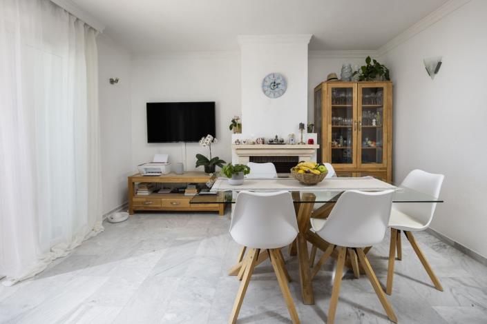 Image No.14-2 Bed Townhouse for sale