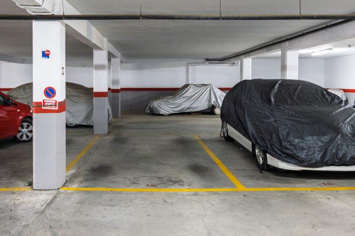 Image No.23-2 Bed Townhouse for sale