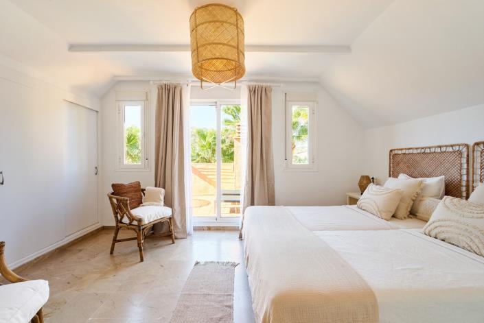 Image No.19-3 Bed Duplex for sale