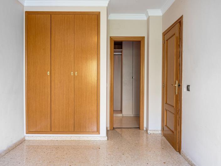 Image No.16-3 Bed Apartment for sale