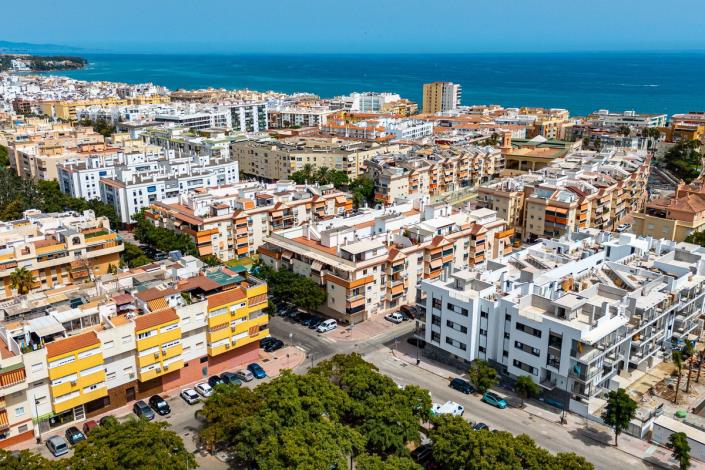 Image No.22-3 Bed Apartment for sale