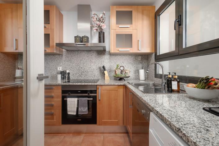 Image No.5-2 Bed Apartment for sale