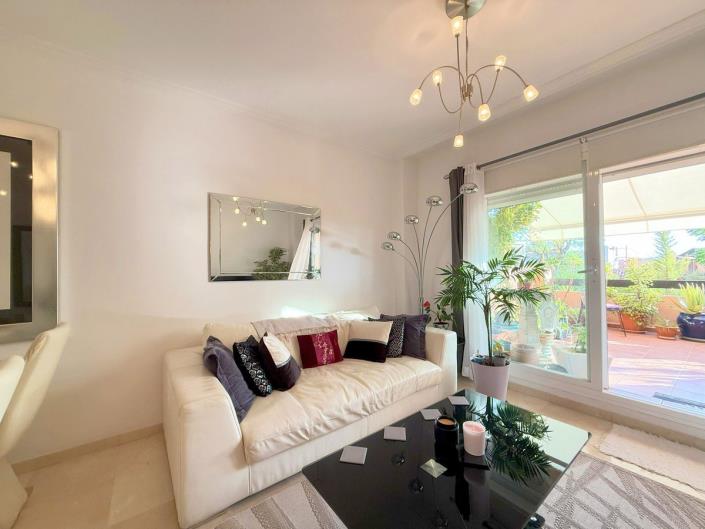 Image No.12-2 Bed Apartment for sale