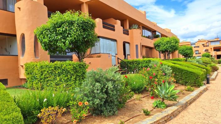 Image No.15-2 Bed Apartment for sale