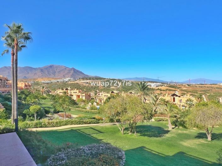 Image No.6-Appartement de 2 chambres à vendre à Estepona