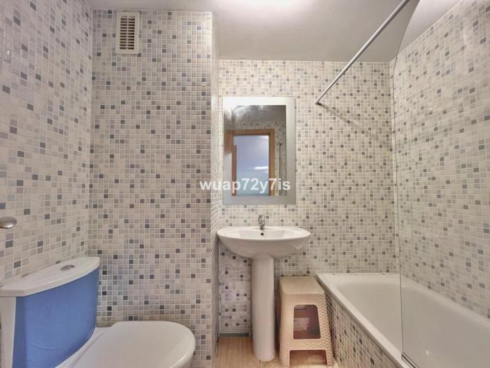 Image No.10-Appartement de 2 chambres à vendre à Estepona