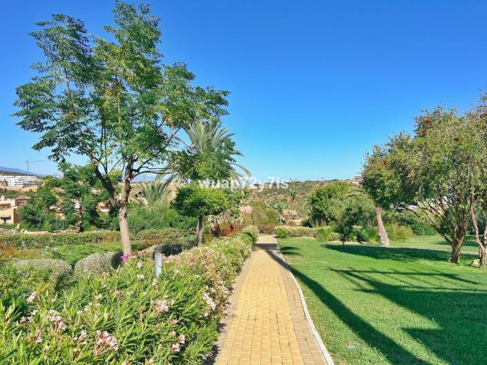 Image No.14-Appartement de 2 chambres à vendre à Estepona