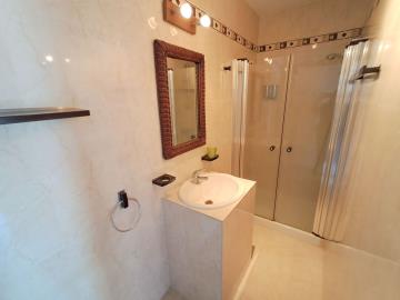 12-53013098fcab6c38b1379cd33298e050