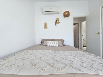 22-bcf8e6250e0bab365f900a8ac31ac040